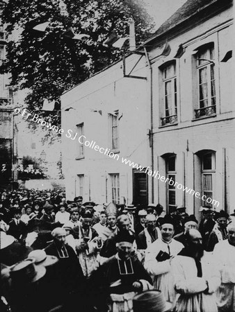 WORLD WAR 1 PROCESSION